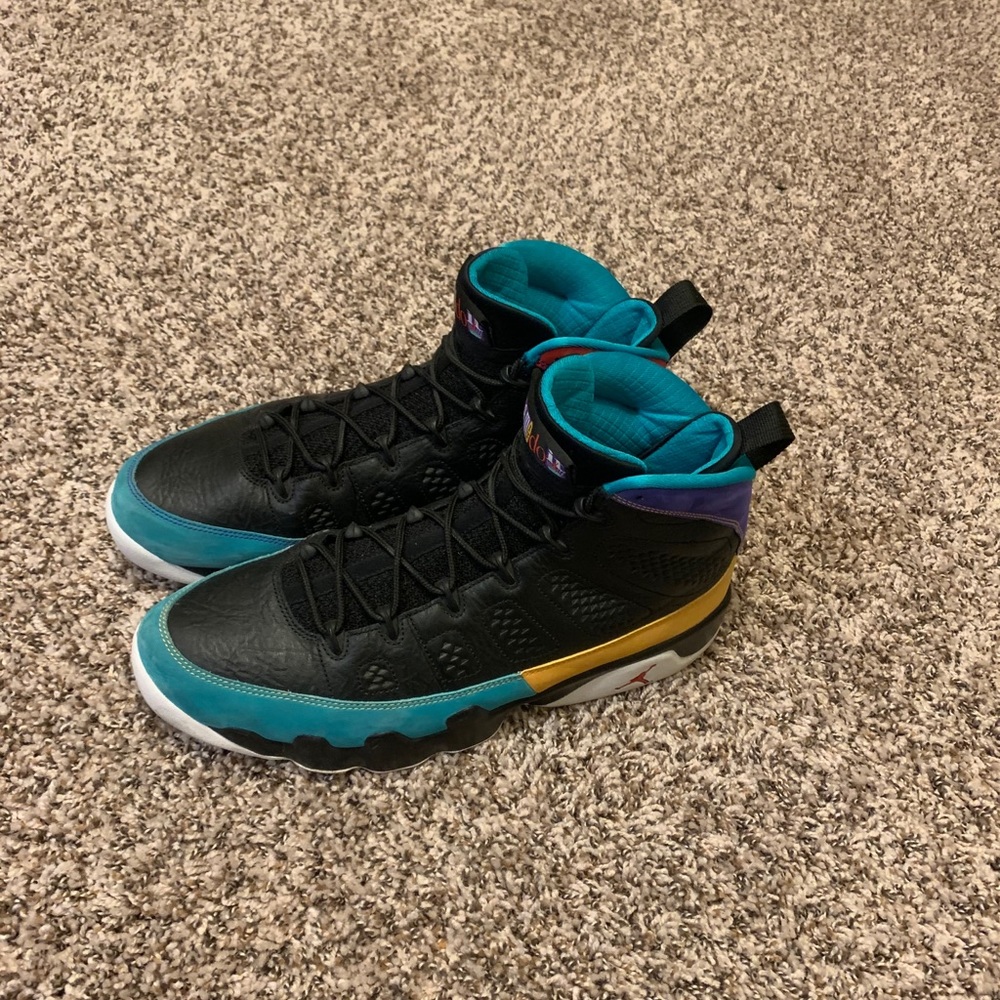 Air Jordan Retro 9 “Dream It, Do It”